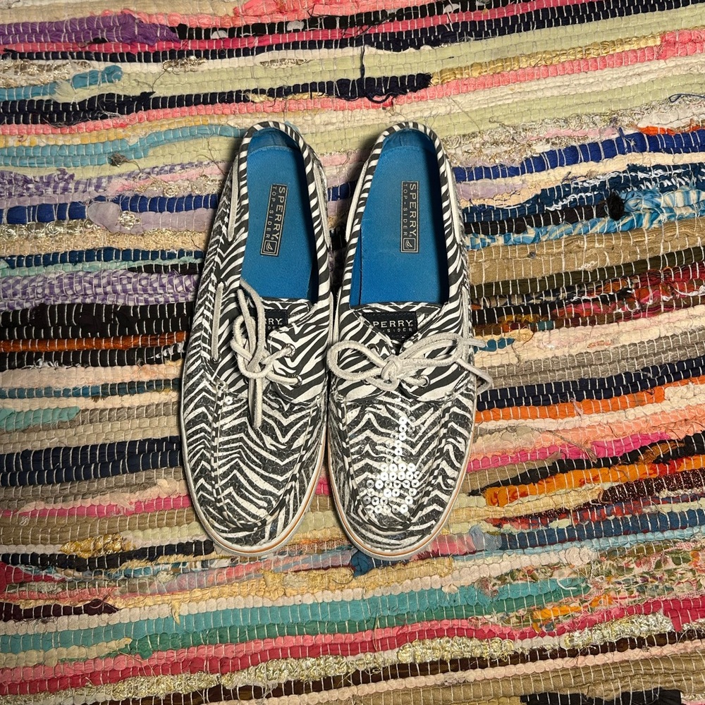 Sperry 🦓 Zebra Print Sneakers 👟